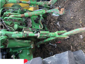 Запчасти JOHN DEERE