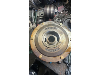 Сцепление и запчасти JOHN DEERE