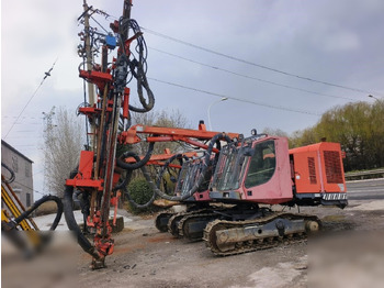 Буровая машина SANDVIK