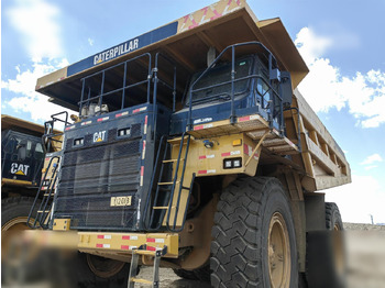 Карьерный самосвал CATERPILLAR 777