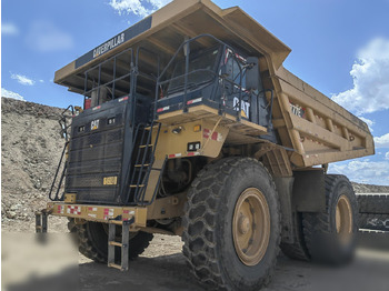 Карьерный самосвал CATERPILLAR 777
