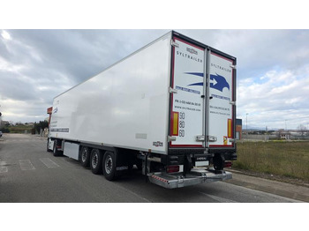 : фото в шапке страницы