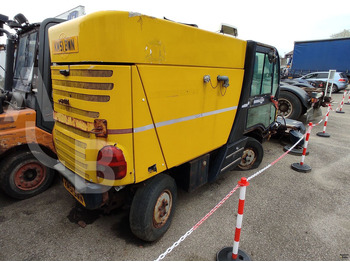 Подметально-уборочная машина Mathieu Azura: фото 5 Подметально-уборочная машина Mathieu Azura: фото 5