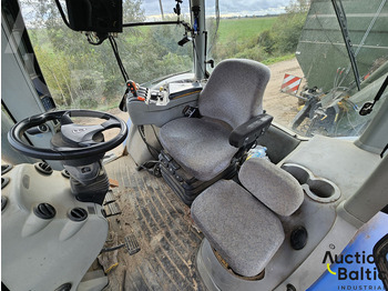 Трактор New Holland T 8040: фото 5