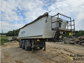 Тентованный полуприцеп SCHMITZ SKI