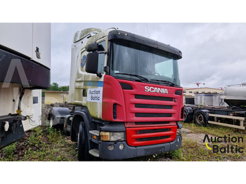 Тягач SCANIA