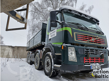 Самосвал Volvo FM12: фото 2 Самосвал Volvo FM12: фото 2