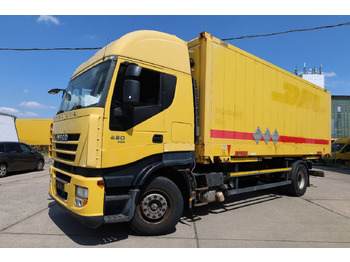 Грузовик-контейнеровоз/ Сменный кузов IVECO Stralis