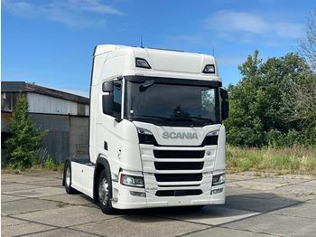 Тягач SCANIA R 450