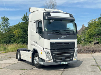 Тягач VOLVO FH 500