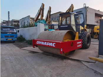 : фото в шапке страницы