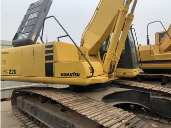 Гусеничный экскаватор KOMATSU PC220-6