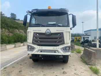 : фото в шапке страницы