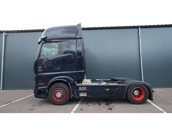 Тягач MERCEDES-BENZ Actros 1945