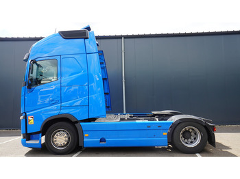 Тягач VOLVO FH 460