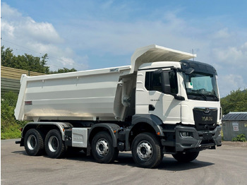 Самосвал MAN TGS 41.440