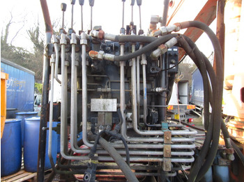 Кран-манипулятор ATLAS 95.1 BUCKET CRANE 2001 WORKING WHEN REMOVED COMPLETE (PIPED FOR GRAB): фото 3