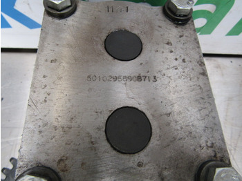 Двигатель и запчасти для Грузовиков RENAULT PREMIUM OIL PUMP P/NO 5010295890B713: фото 2