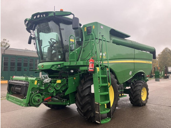 Зерноуборочный комбайн JOHN DEERE S770