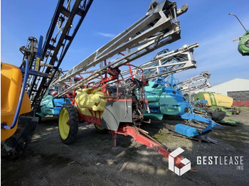 Прицепной опрыскиватель RAU