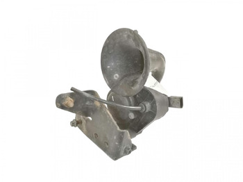 : фото в шапке страницы