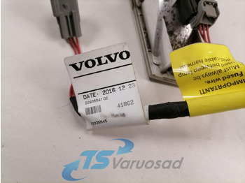 Универсальная запчасть для Грузовиков Volvo Salongi valgusti 84144238: фото 2 Универсальная запчасть для Грузовиков Volvo Salongi valgusti 84144238: фото 2