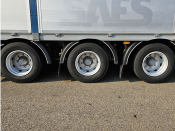 Прицеп бортовой/ Платформа Fynkar K324T / 3 AXLE / TWIST-LOCKS / 2 X LIFT AXLE: фото 5