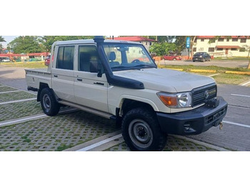 Пикап Toyota Land Cruiser HZJ79L: фото 4