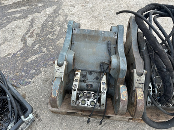 Сцепное устройство Likufix Liebherr SWA48 Schnellwechsler Vollhydraulisch: фото 3