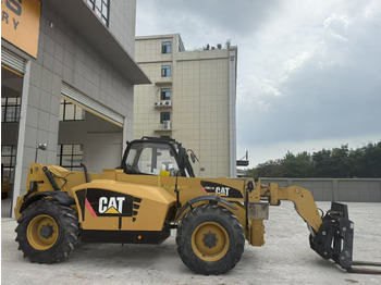 Дизельный погрузчик CATERPILLAR TH