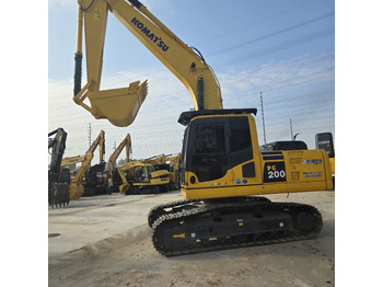 Экскаватор KOMATSU PC200-8