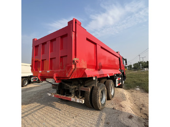 Самосвал Sinotruk HOWO 371 6*4 Dump truck: фото 2