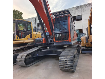 Гусеничный экскаватор DOOSAN DX300LC