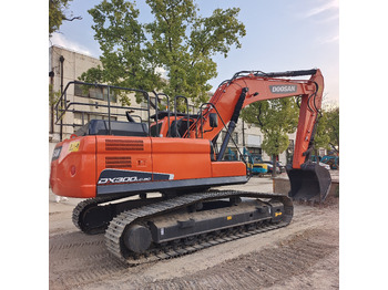Гусеничный экскаватор DOOSAN DX300LC-9C