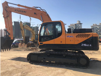 Гусеничный экскаватор HYUNDAI R215