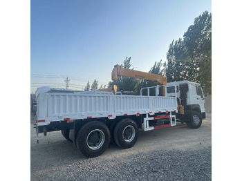 Автоманипулятор SINOTRUK HOWO