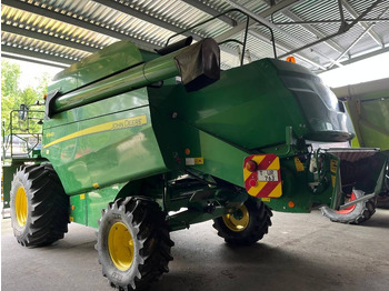 Зерноуборочный комбайн John Deere W 440: фото 5 Зерноуборочный комбайн John Deere W 440: фото 5