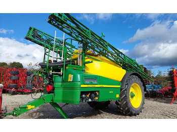 Прицепной опрыскиватель JOHN DEERE