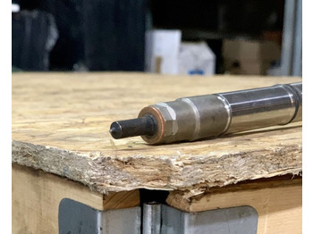 Распределитель впрыска для Фургонов 0445110564 for IVECO Daily 3.0 commercial vehicle: фото 2