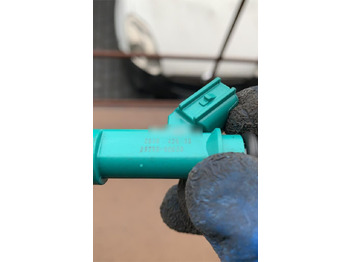 Новый Распределитель впрыска для Легковых автомобилей Denso 23250-0Q020  for Toyota Aygo car: фото 2