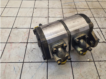 : фото в шапке страницы