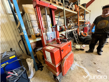 Штабелер Ledstaplare - BT: фото 4