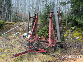 Полевой каток VÄDERSTAD