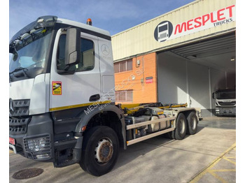 Крюковой мультилифт MERCEDES-BENZ Arocs 2645