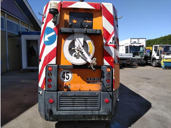 Подметально-уборочная машина Aebi MFH2500: фото 3 Подметально-уборочная машина Aebi MFH2500: фото 3