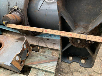 Гидравлика для Грузовиков Edbro Tipstempel til 4 akslet tiptrailer: фото 2 Гидравлика для Грузовиков Edbro Tipstempel til 4 akslet tiptrailer: фото 2