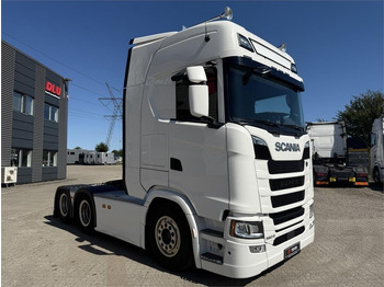 Тягач SCANIA S