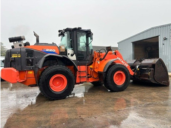 Колёсный погрузчик HITACHI ZW220