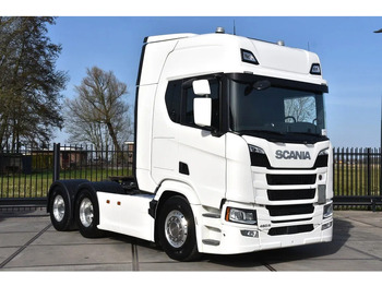 Тягач SCANIA R 460