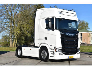 Тягач SCANIA 112